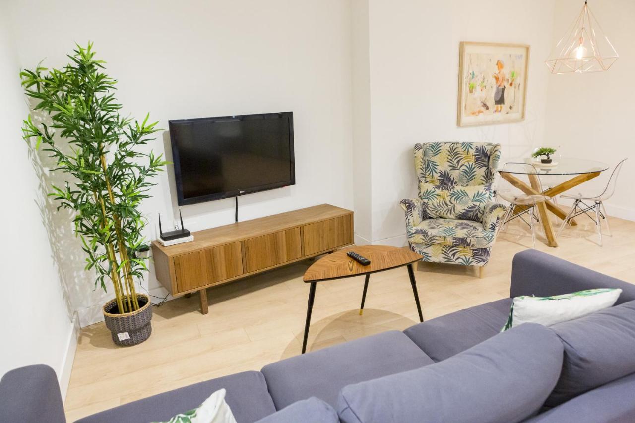 Apartamento -malagasunapts-central&cozy 3bds *
